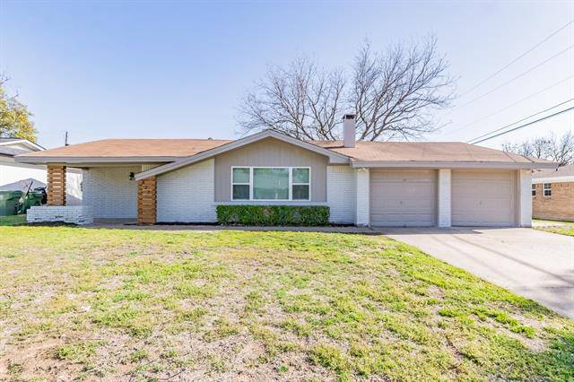 Hurst, TX 76053,421 Fieldwood Terrace