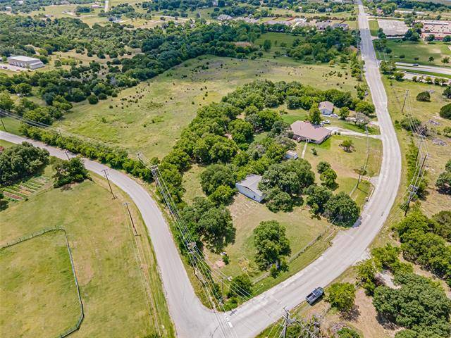 Weatherford, TX 76087,818 N Oakridge Drive