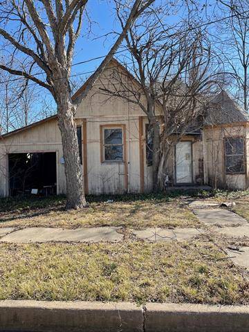 Coleman, TX 76834,217 W 3rd Street