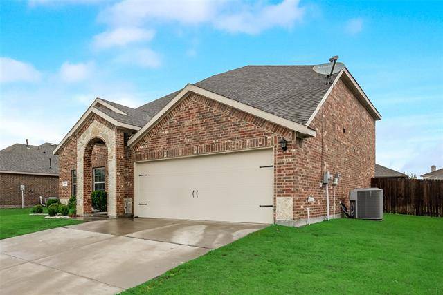 Waxahachie, TX 75165,218 Thoroughbred Street