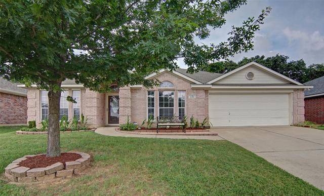 Burleson, TX 76028,940 Hidden Oaks Drive