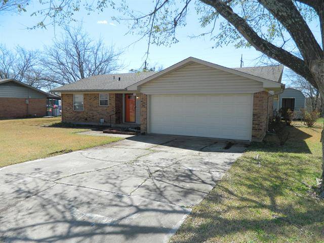 Savoy, TX 75479,319 W Carter Street