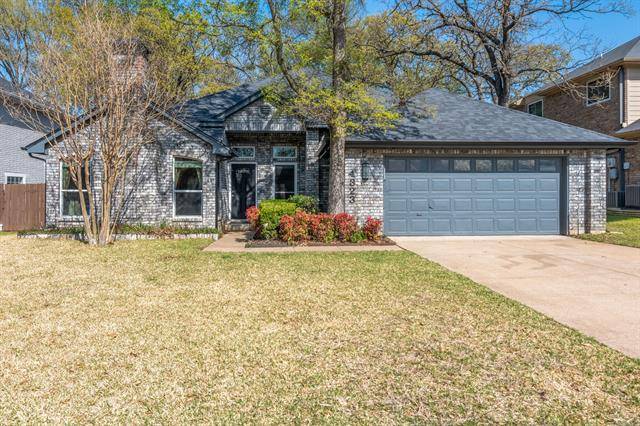 Grapevine, TX 76051,4323 Country Lane