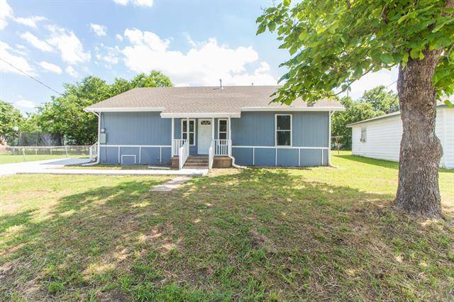 Celina, TX 75009,208 W Poplar Street