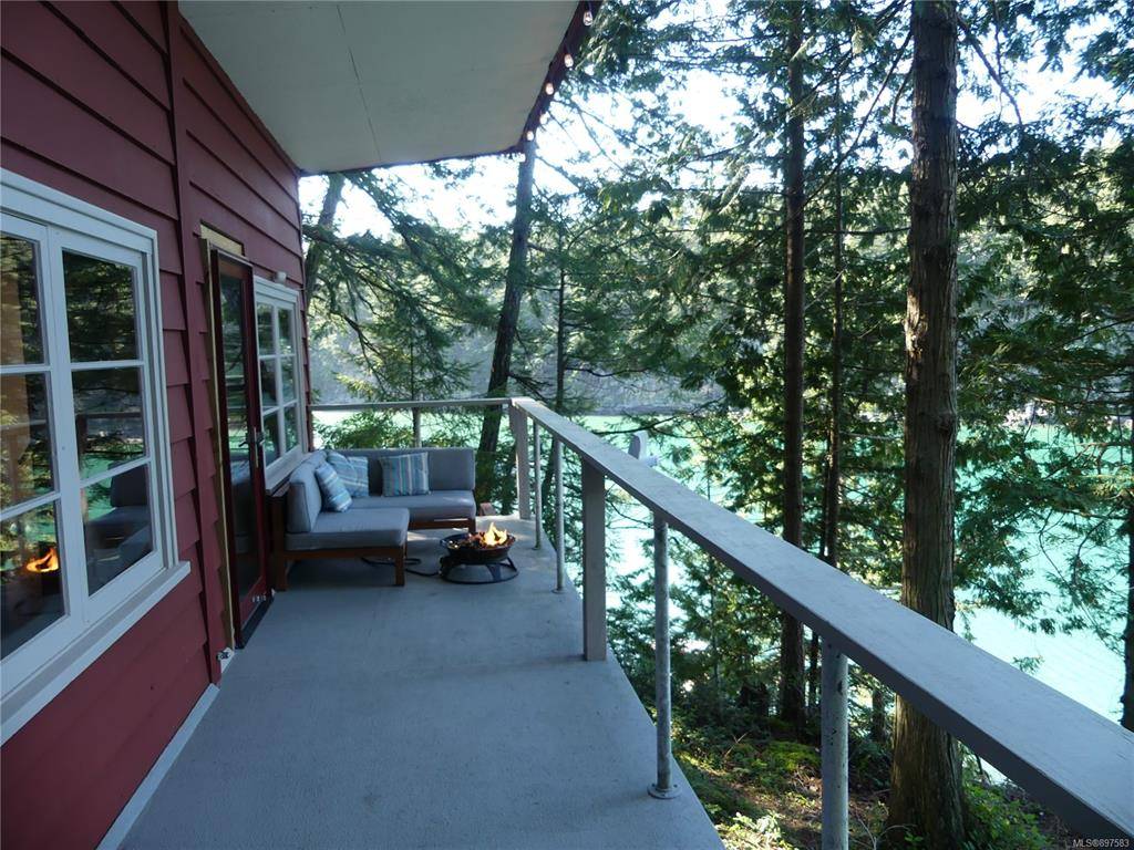 Saturna Island, BC V0N 2Y0,120 Payne Rd