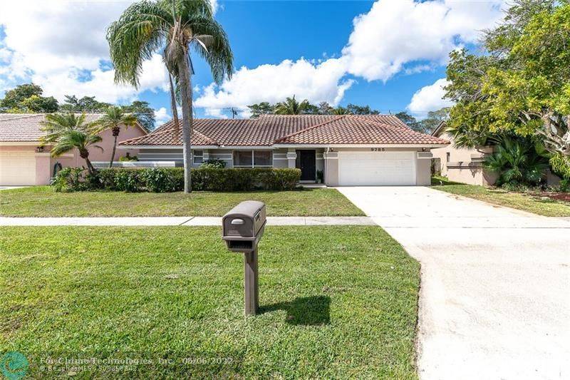 Boynton Beach, FL 33437,9785 Majestic Way