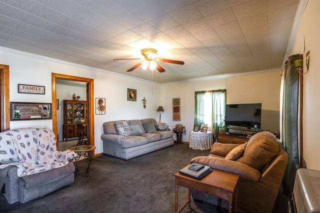 Ravenna, TX 75476,214 E Maple Street