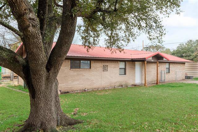 Mabank, TX 75147,102 S 4th Street