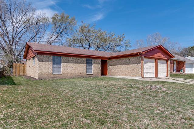 White Settlement, TX 76108,709 Saddle Road