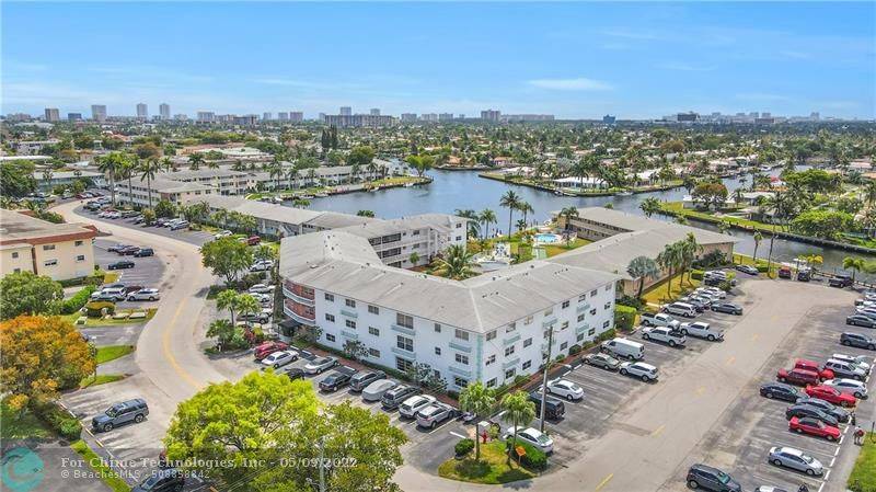 Pompano Beach, FL 33060,600 Pine Dr  #104