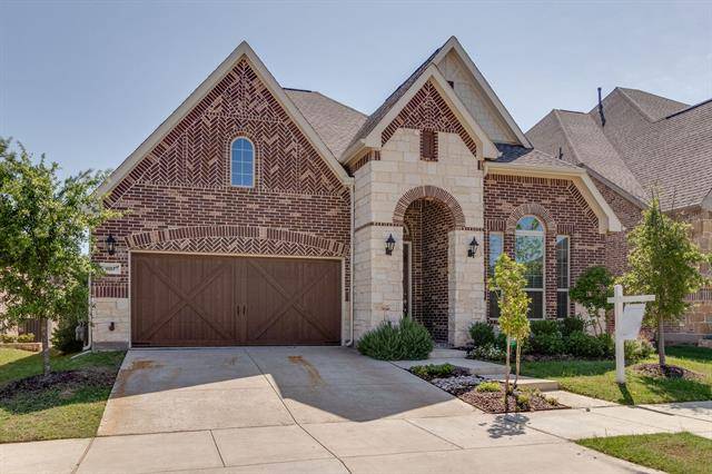 Euless, TX 76039,807 Red Maple Road