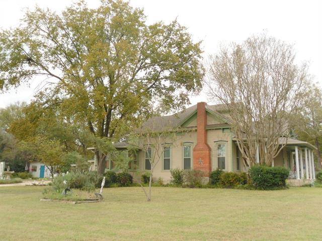 Hubbard, TX 76648,304 NW 2nd Street