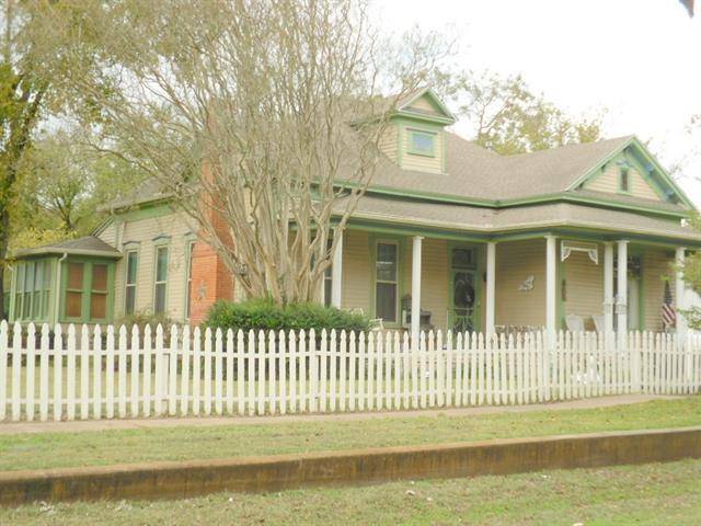 Hubbard, TX 76648,304 NW 2nd Street