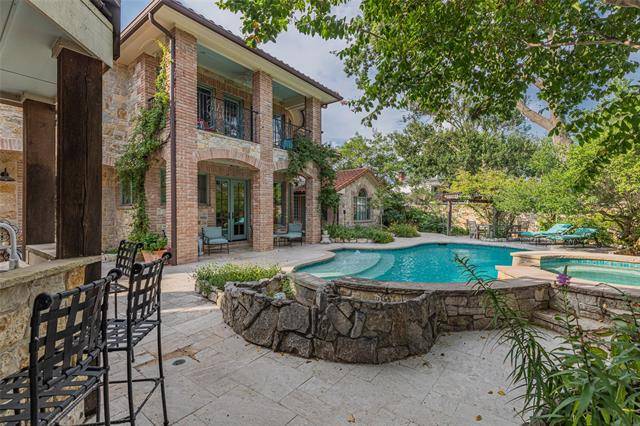 Dallas, TX 75214,7130 Brookcove Lane