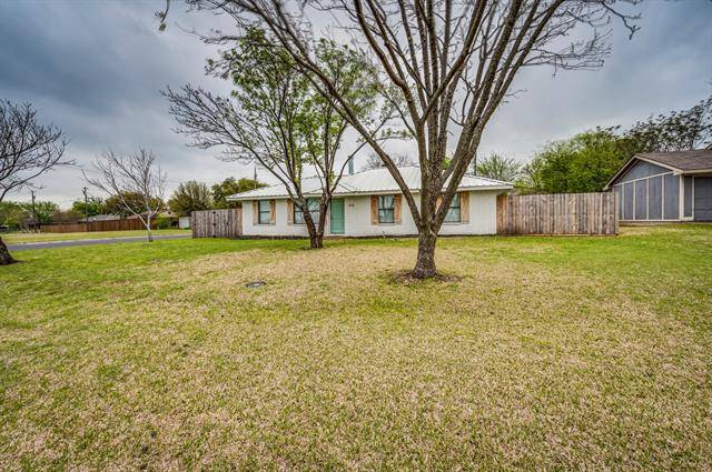 Midlothian, TX 76065,616 E Avenue E