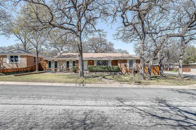 Hurst, TX 76053,208 W Cheryl Avenue