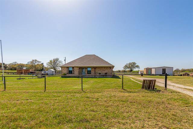 Alvord, TX 76225,4798 County Road 2690