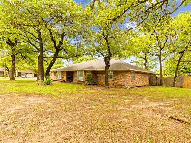 Granbury, TX 76049,5205 N Highland Drive