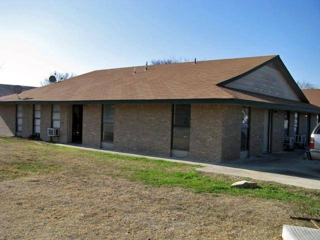 Lampasas, TX 76550,400 E 7th Street