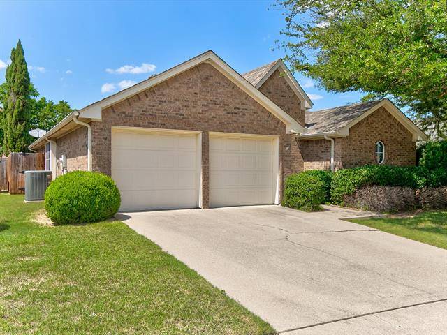 Fort Worth, TX 76244,4825 Bridle Path Way