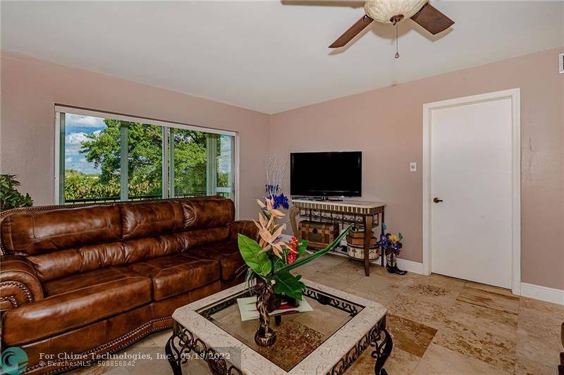 Pembroke Pines, FL 33025,9411 N Hollybrook Lake Drive  #303