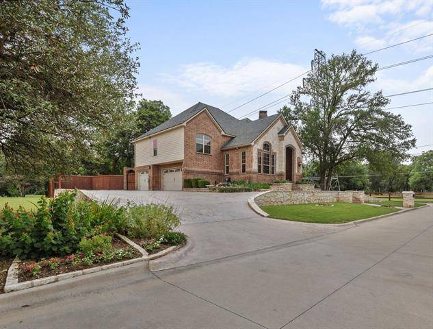 Arlington, TX 76013,2001 Dancer Drive