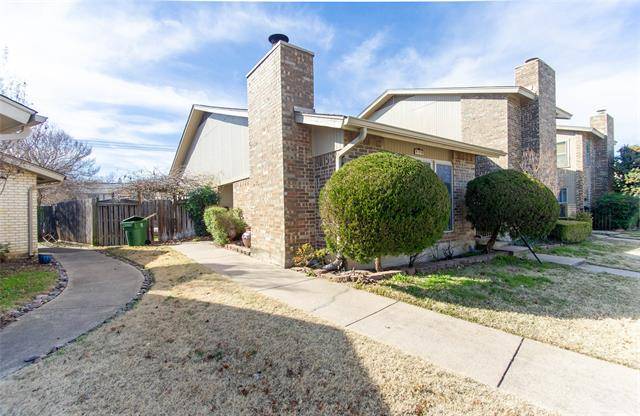 Bedford, TX 76021,814 Shady Creek Lane