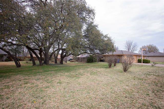 Graham, TX 76450,1211 Pine Tree Road