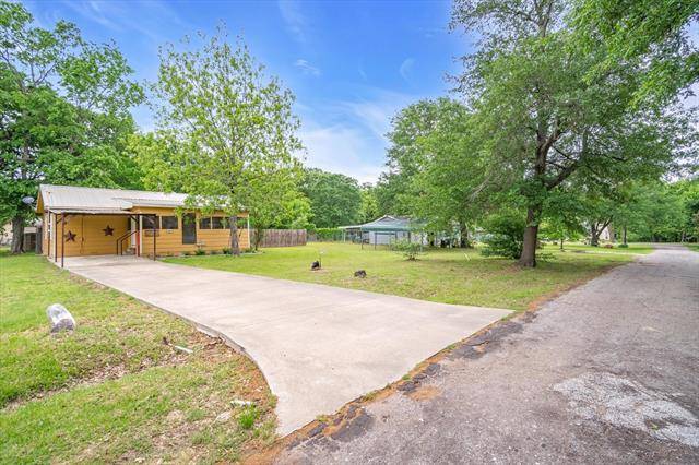 Quinlan, TX 75474,9407 Ash Lane