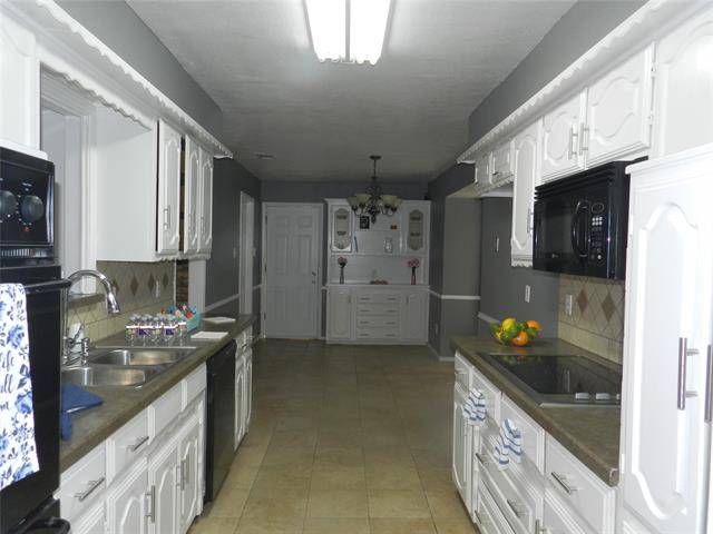 Desoto, TX 75115,224 Squirebrook Drive