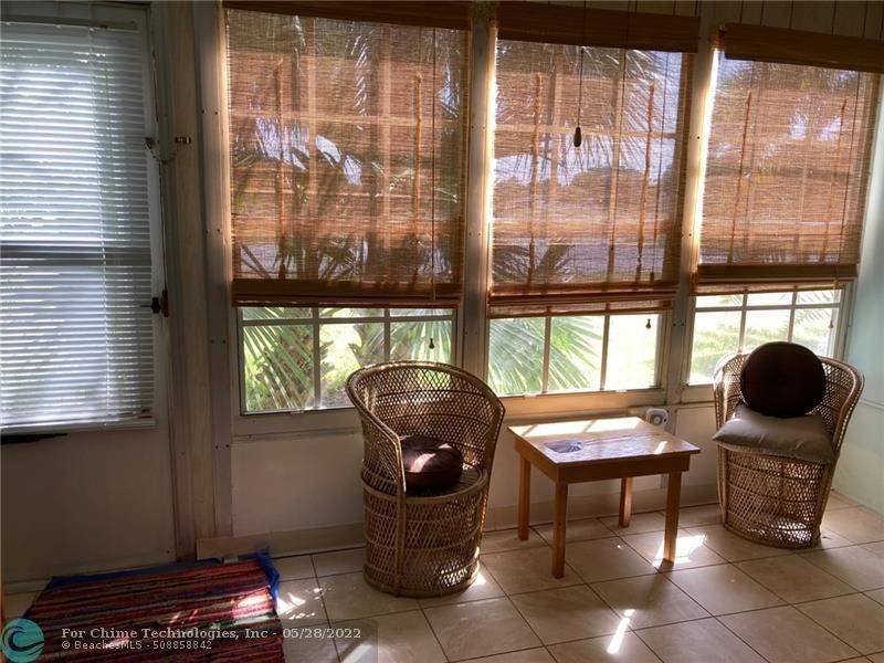 Margate, FL 33063,1005 Country Club Dr  #103