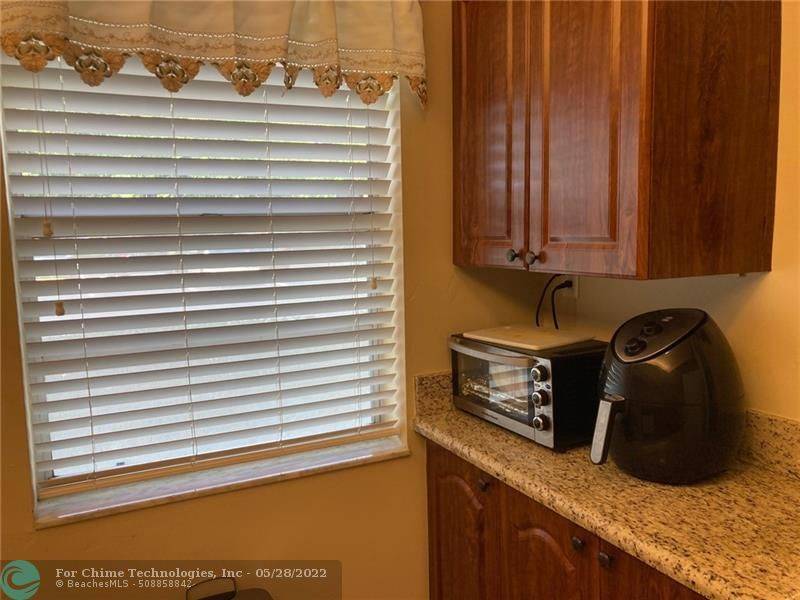 Margate, FL 33063,1005 Country Club Dr  #103