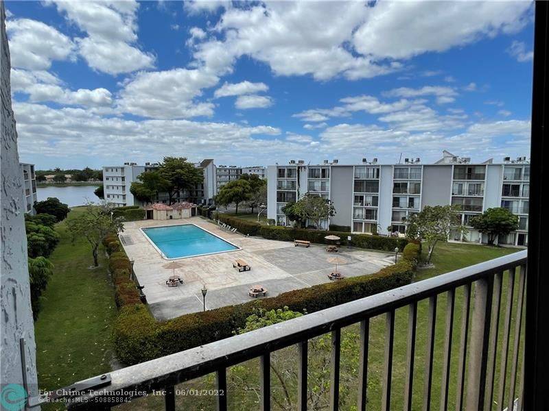 Miramar, FL 33025,8620 N Sherman Cir  #502