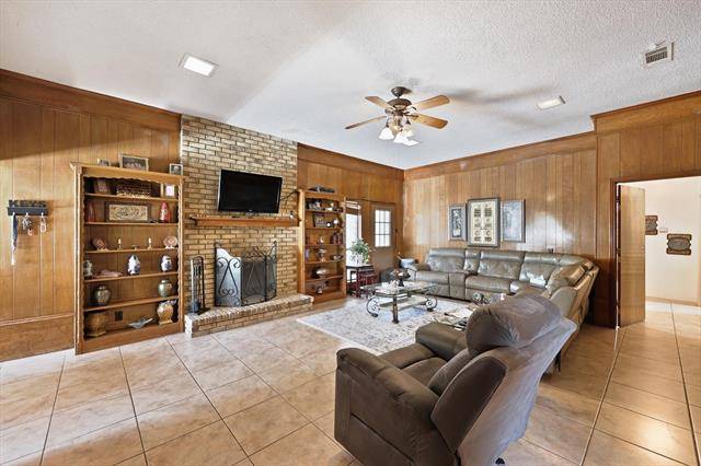 Garland, TX 75043,1121 Goldenrod Drive