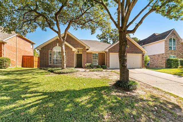 Grapevine, TX 76051,5213 Shadow Glen Drive