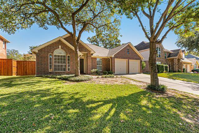 Grapevine, TX 76051,5213 Shadow Glen Drive