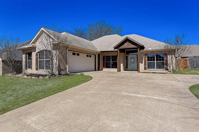 Ennis, TX 75119,606 Oakmont Drive