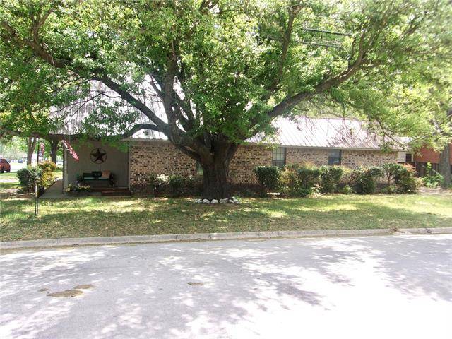 Bowie, TX 76230,913 N Mill Street