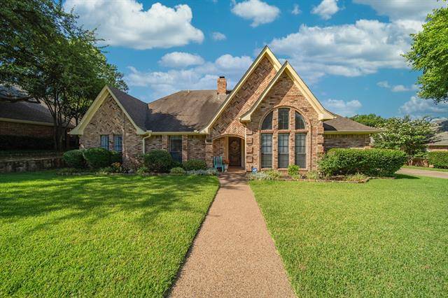 Grapevine, TX 76051,3055 Ridgeview Drive