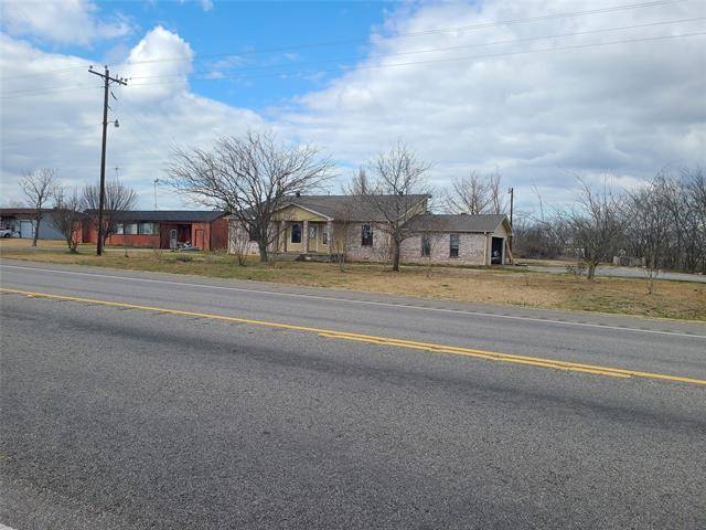 Bailey, TX 75496,923 Hwy 11