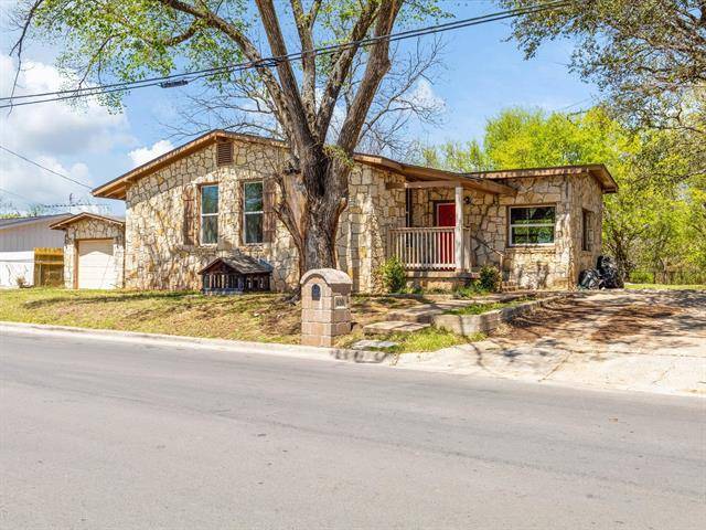 Granbury, TX 76048,410 W Rucker Street