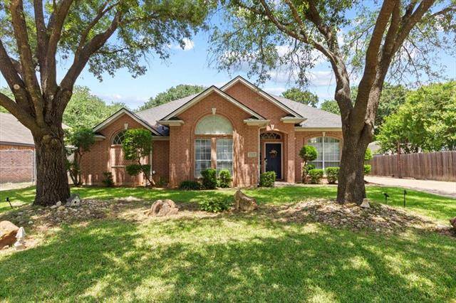 Burleson, TX 76028,1117 Glen Oak Drive