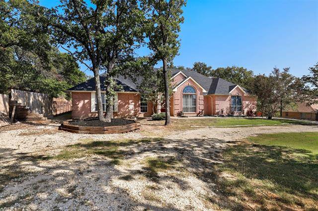 Burleson, TX 76028,516 Shady Oaks Trail