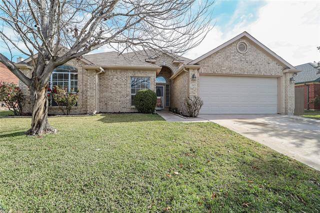 Arlington, TX 76018,2423 Whispering Creek Drive