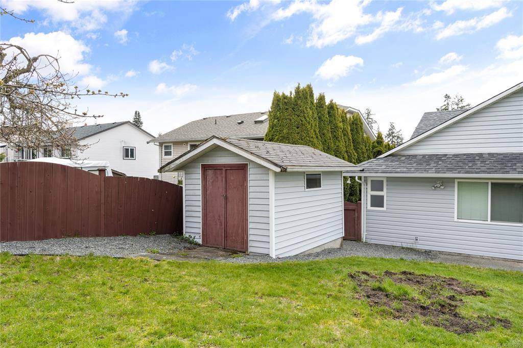 Nanaimo, BC V9S 5R9,2138 Lang Cres