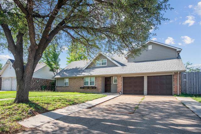 Arlington, TX 76010,900 Rosewood Lane