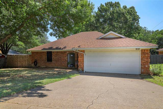 Burleson, TX 76028,824 Forest Court