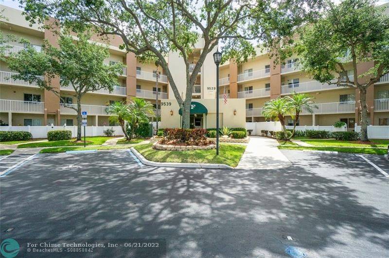 Tamarac, FL 33321,9539 Weldon Circle  #315