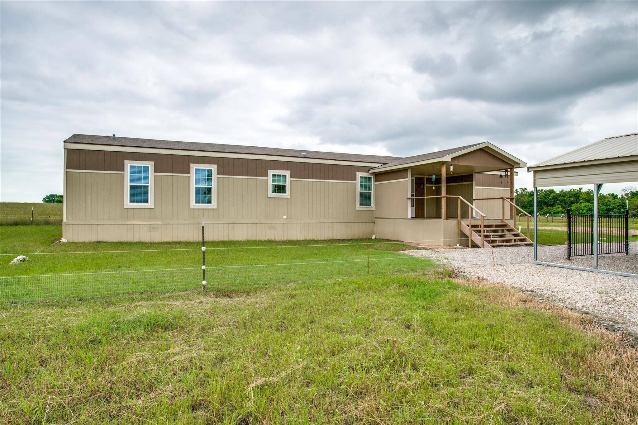 Windom, TX 75492,6232 S FM 1743