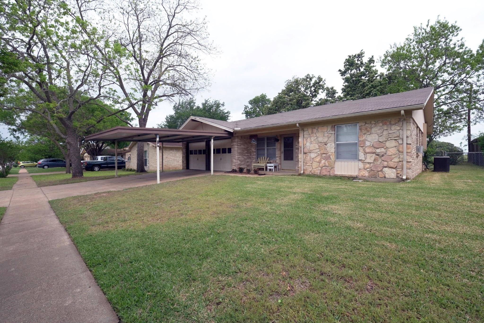 Balch Springs, TX 75180,14925 Green Valley Drive